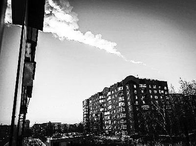 隕石劃過天空留下的痕跡